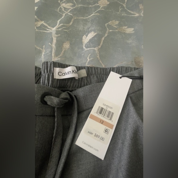 Calvin Klein Tapered Pull-On Pants Woman’s Gray Size 12 - Picture 12 of 16